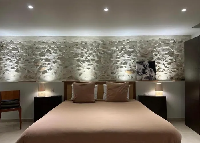 Apartment Romantique De Gamme Pour Adulte La Brillanne