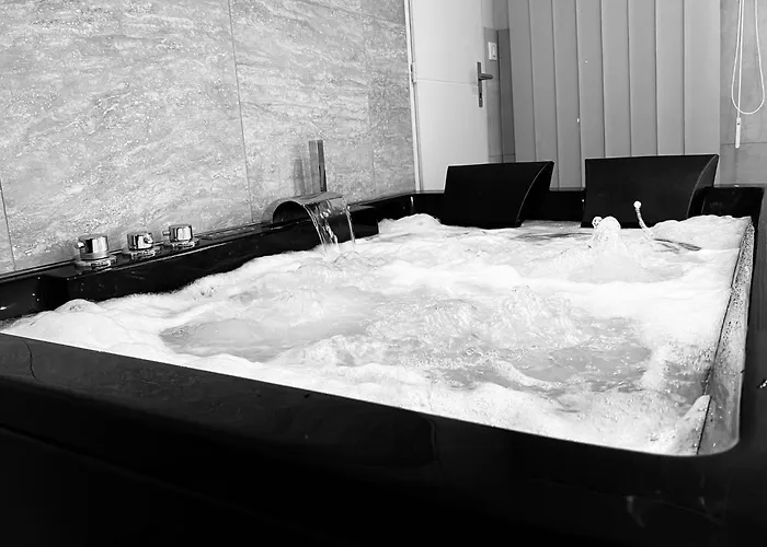 Romantique De Gamme Pour Adulte * La Brillanne